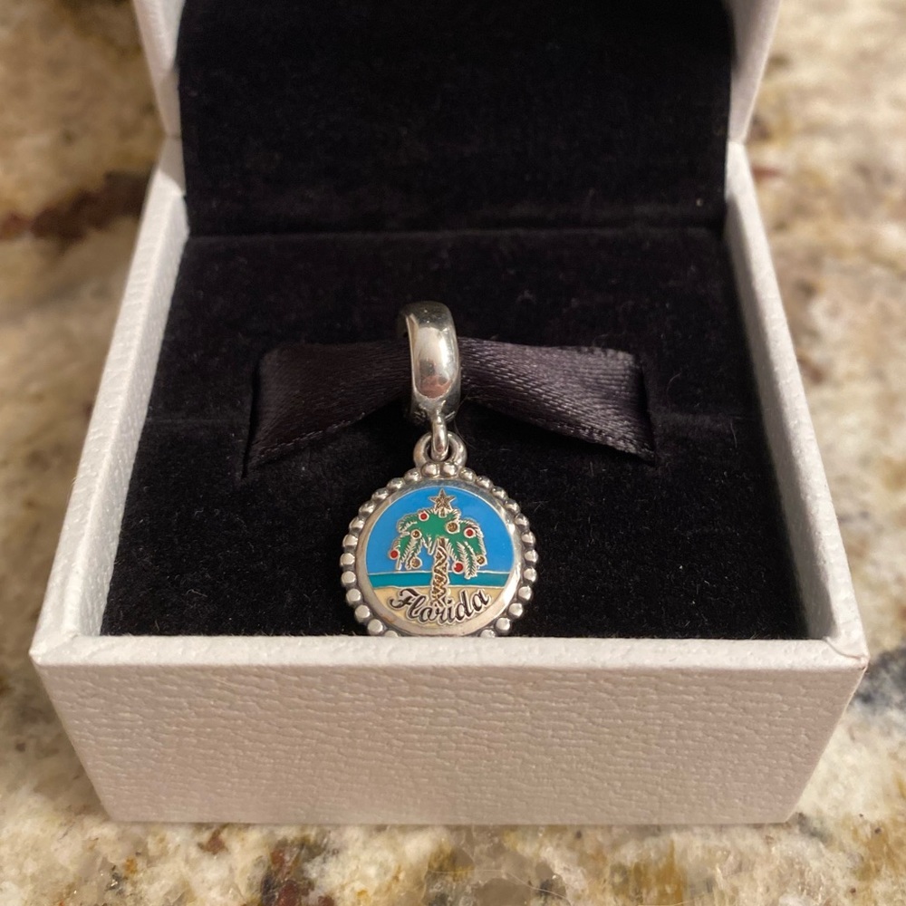 Pandora Florida Exclusive Christmas Tree Charm